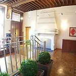 Privilodges Chateau Perrin Γκρενόμπλ