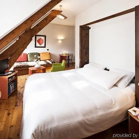 Privilodges Chateau Perrin 4* غرونوبل