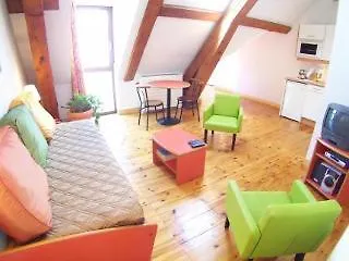 Privilodges Chateau Perrin מלון גרנובל