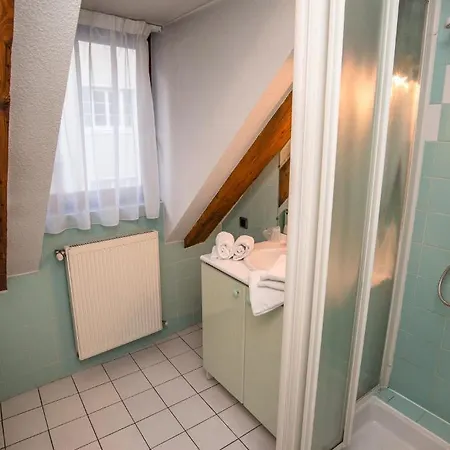 Privilodges Chateau Perrin Hotel Grenoble