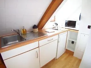 Отель Privilodges Chateau Perrin Гренобль