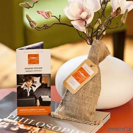 호텔 Privilodges Chateau Perrin